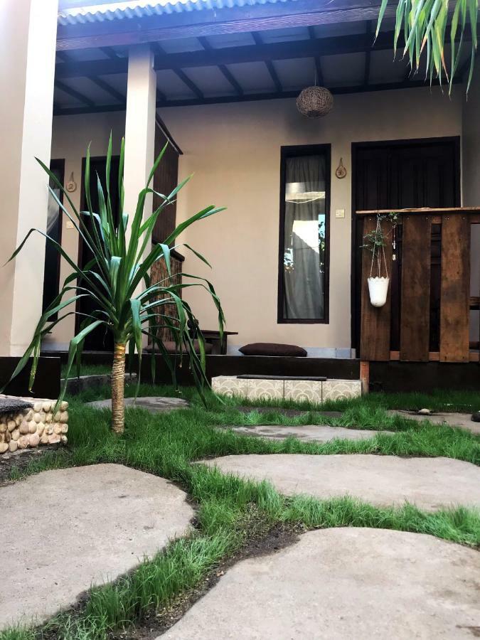 Jimador'S Homestay Gili Trawangan Esterno foto