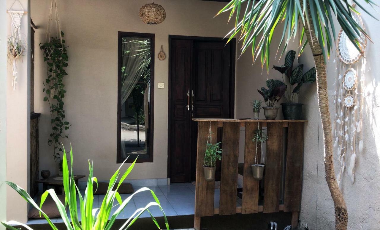 Jimador'S Homestay Gili Trawangan Esterno foto